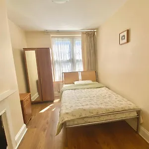  Homestay Separate By The Thames United Kingdom