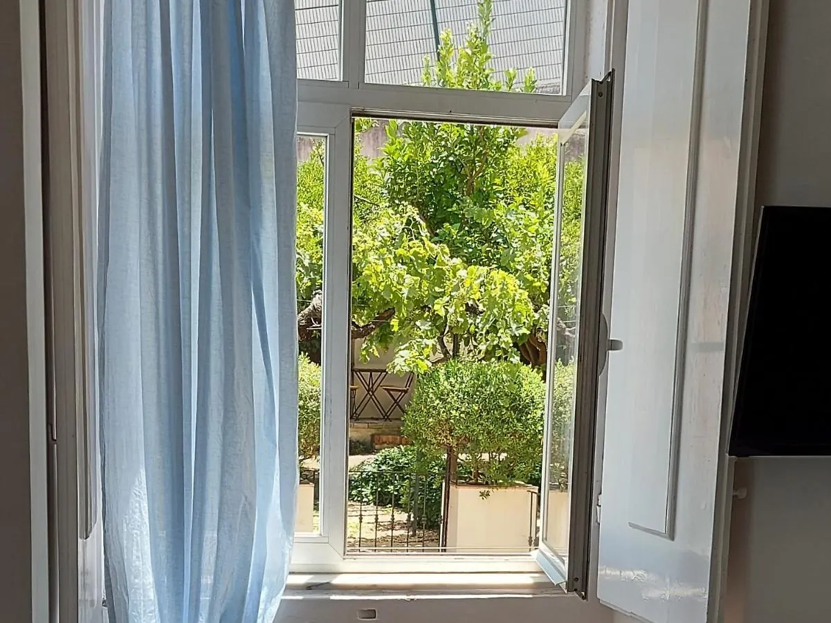 Portuguese Apartment In The Heart Of リスボン
